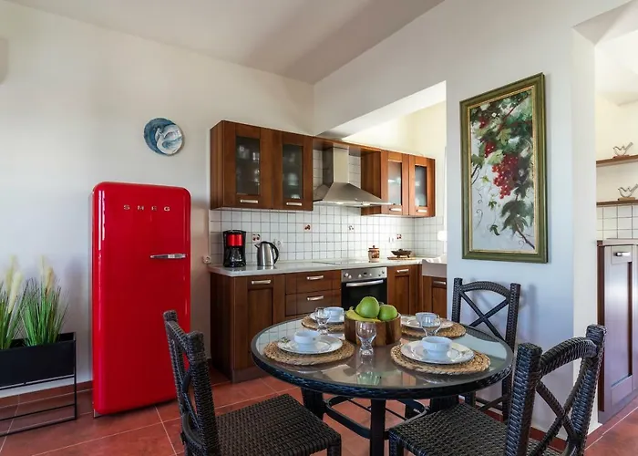 Ferienhaus Elena House *